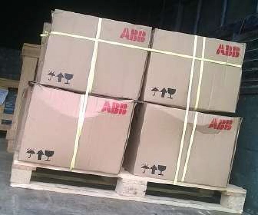 ĐỘNG CƠ ABB M2BAX IE2 100LB 4 - 4HP
